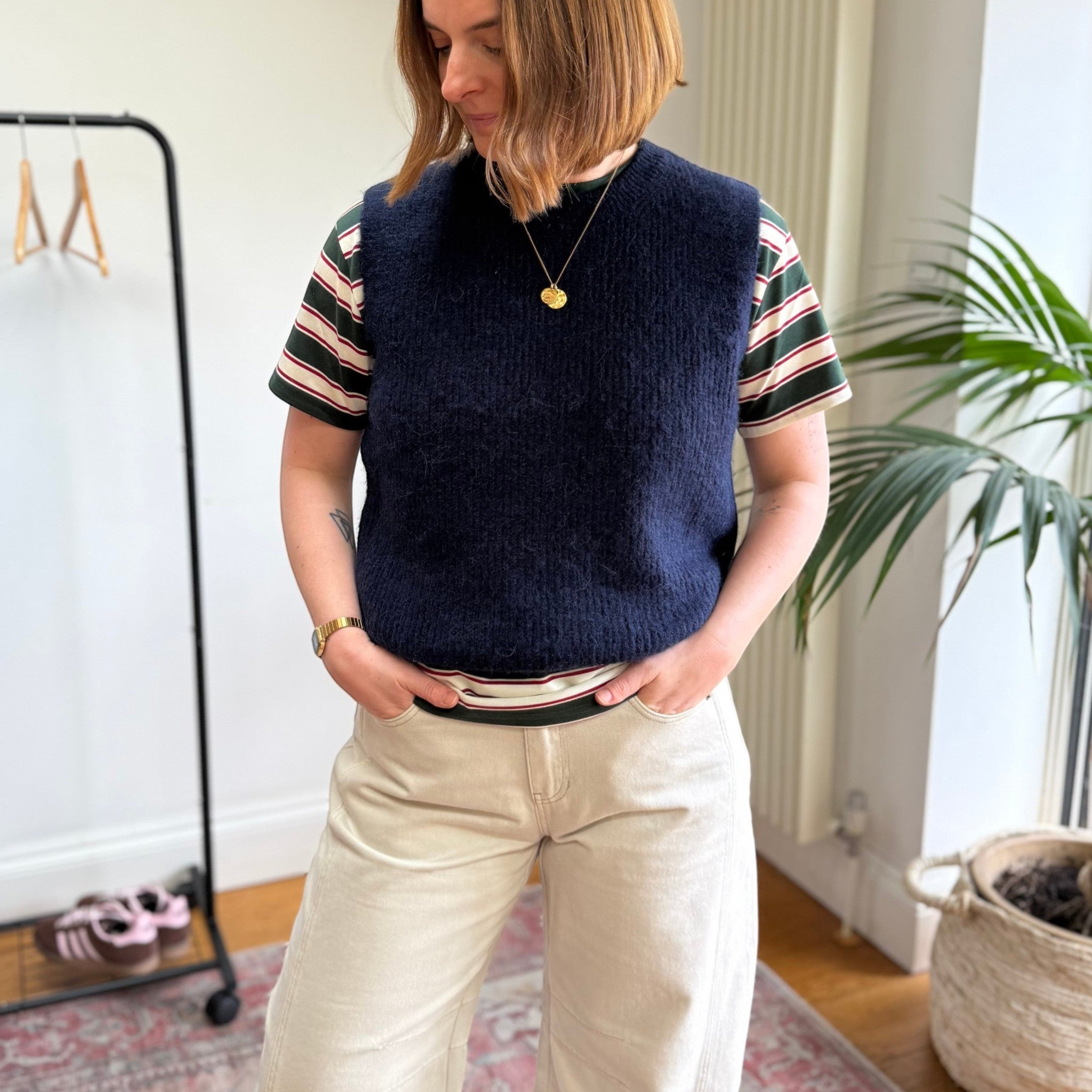 Alpaca Wool Blend Sleeveless Sweater Vest - Royal Navy