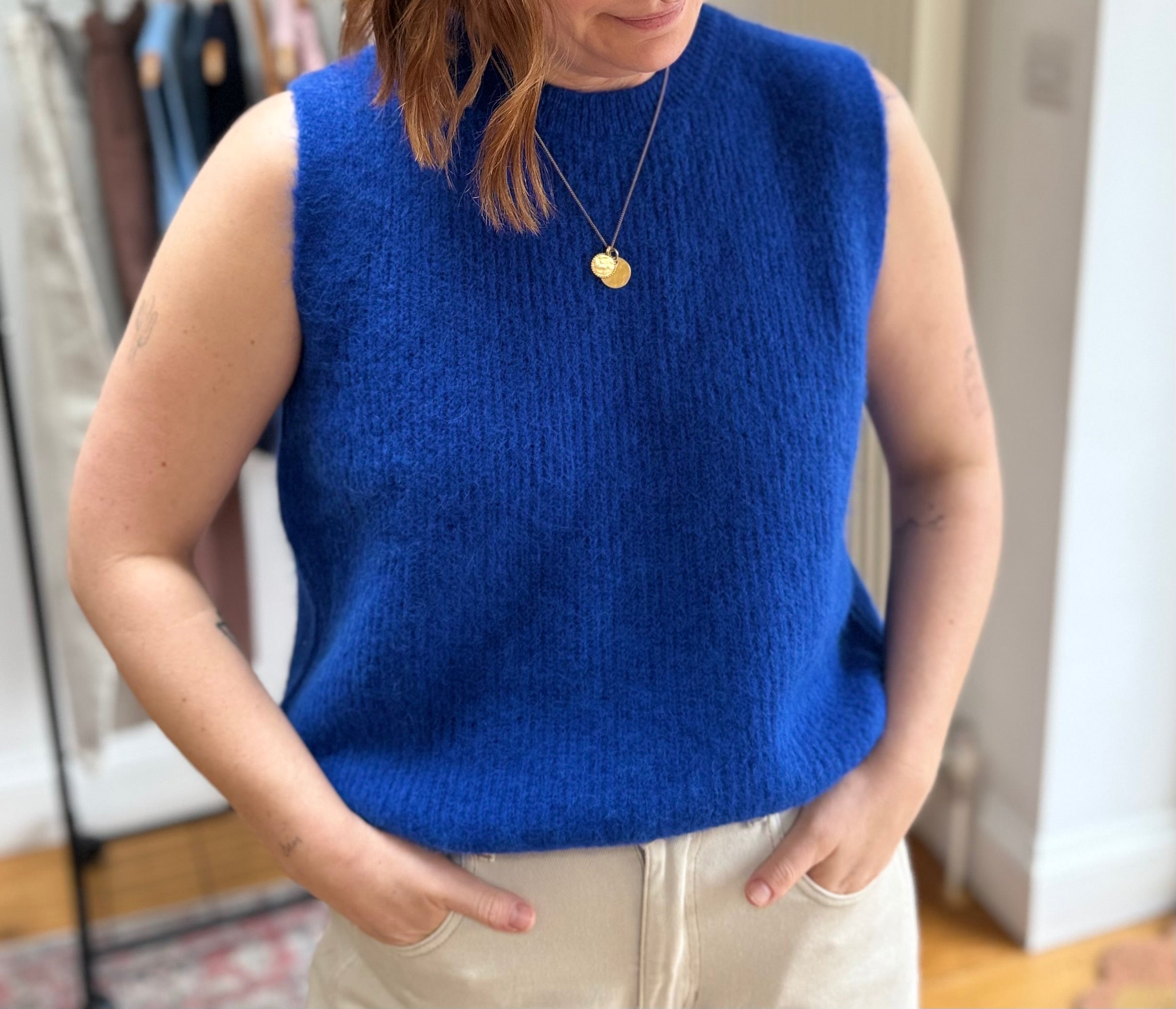 Alpaca Wool Blend Sleeveless Sweater Vest - Cobalt blue