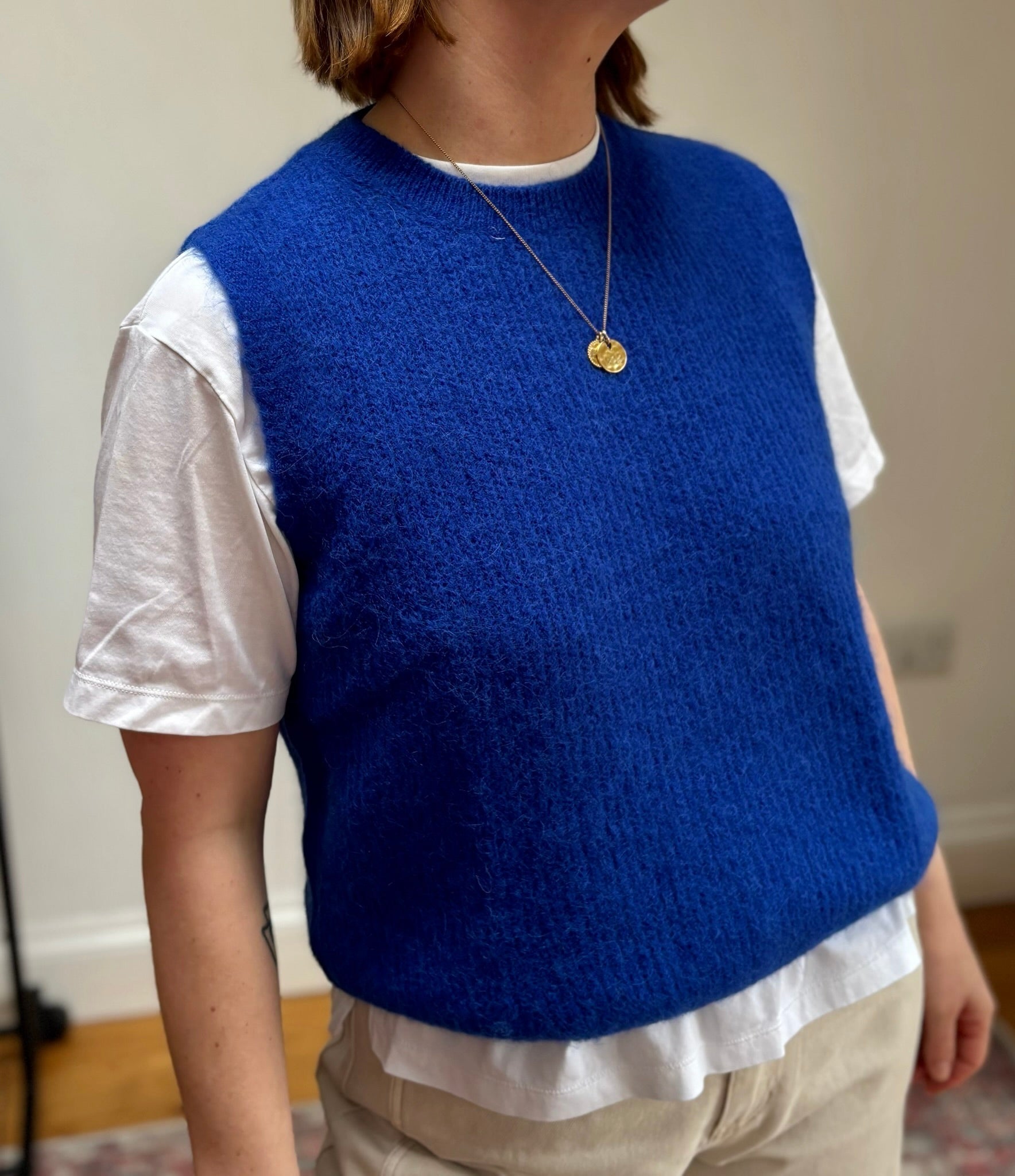 Alpaca Wool Blend Sleeveless Sweater Vest - Cobalt blue